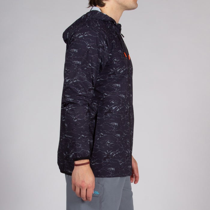 Model wearing Salt Life Mens Tradewinds Camo Jacket SLM5068 BLACK Right Side