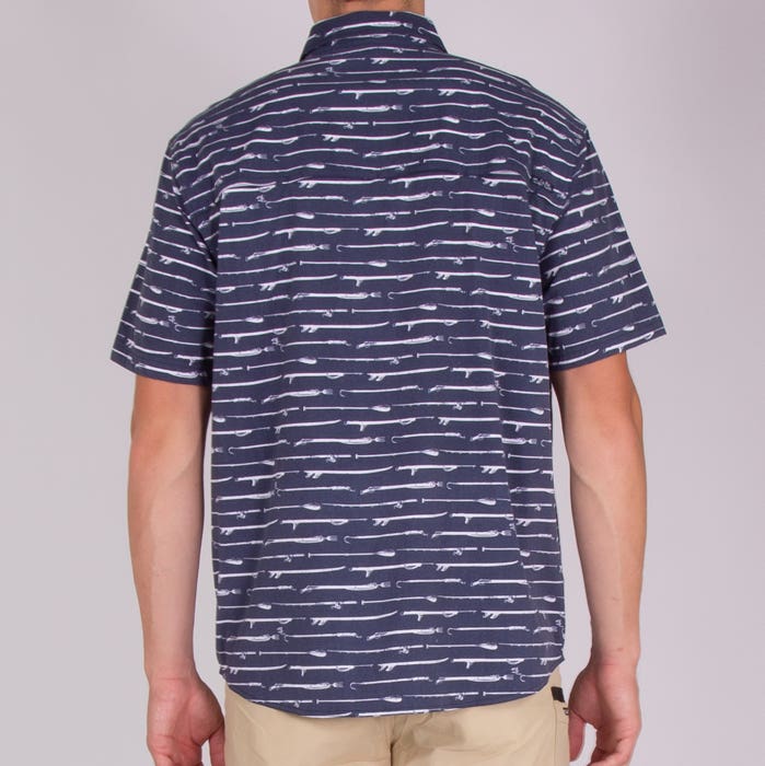 Model wearing Salt Life Tools Of The Trade Performance Woven SLM30290 Navy Back